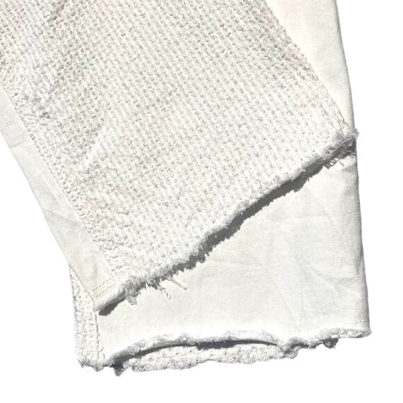 Matin Kim Distressed Textured White‎ High Rise Medium - Picture 7 of 8